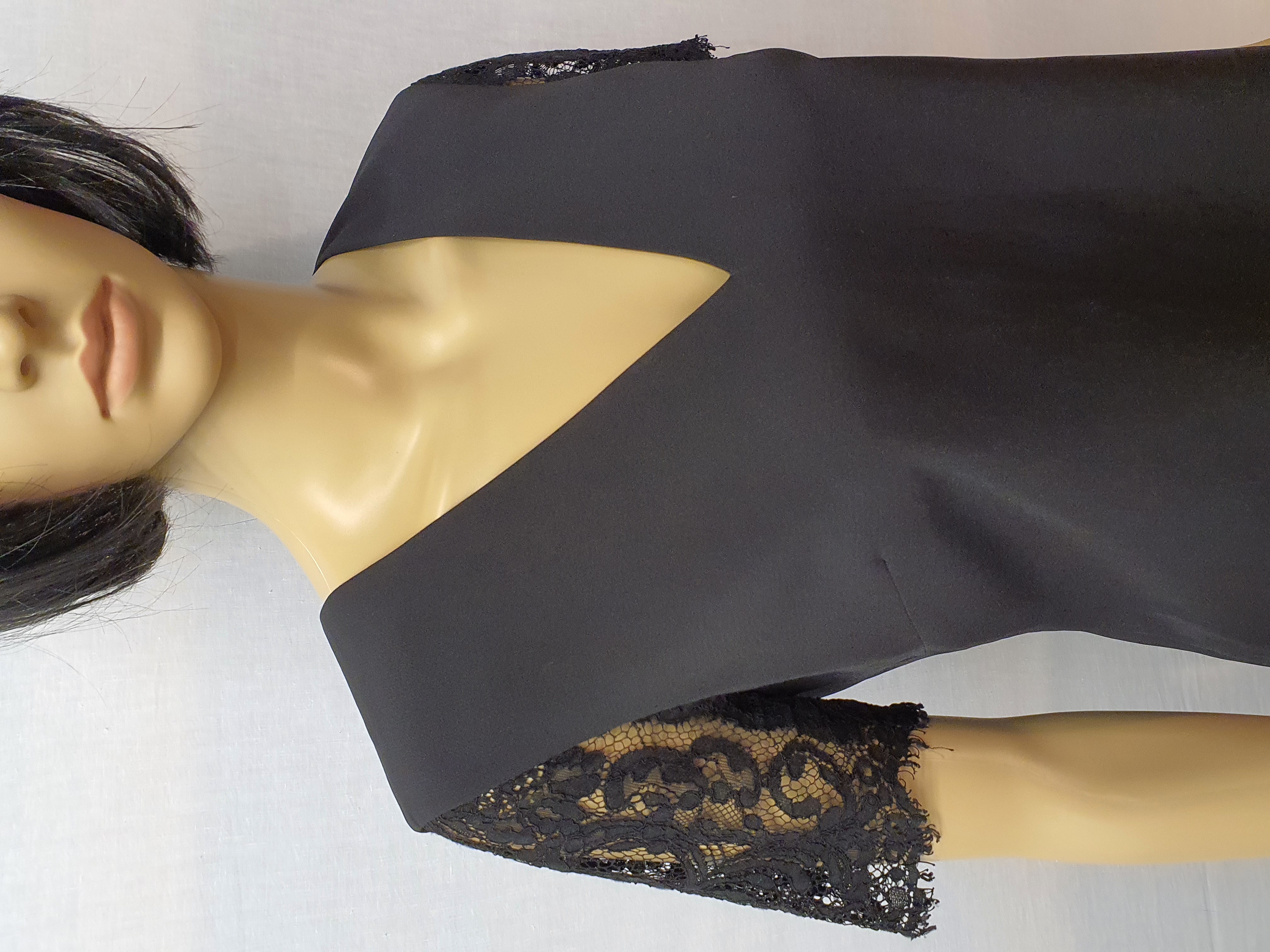 TED BAKER Black V Neck Lace Sleeve Top Ted Size 2 / UK10
