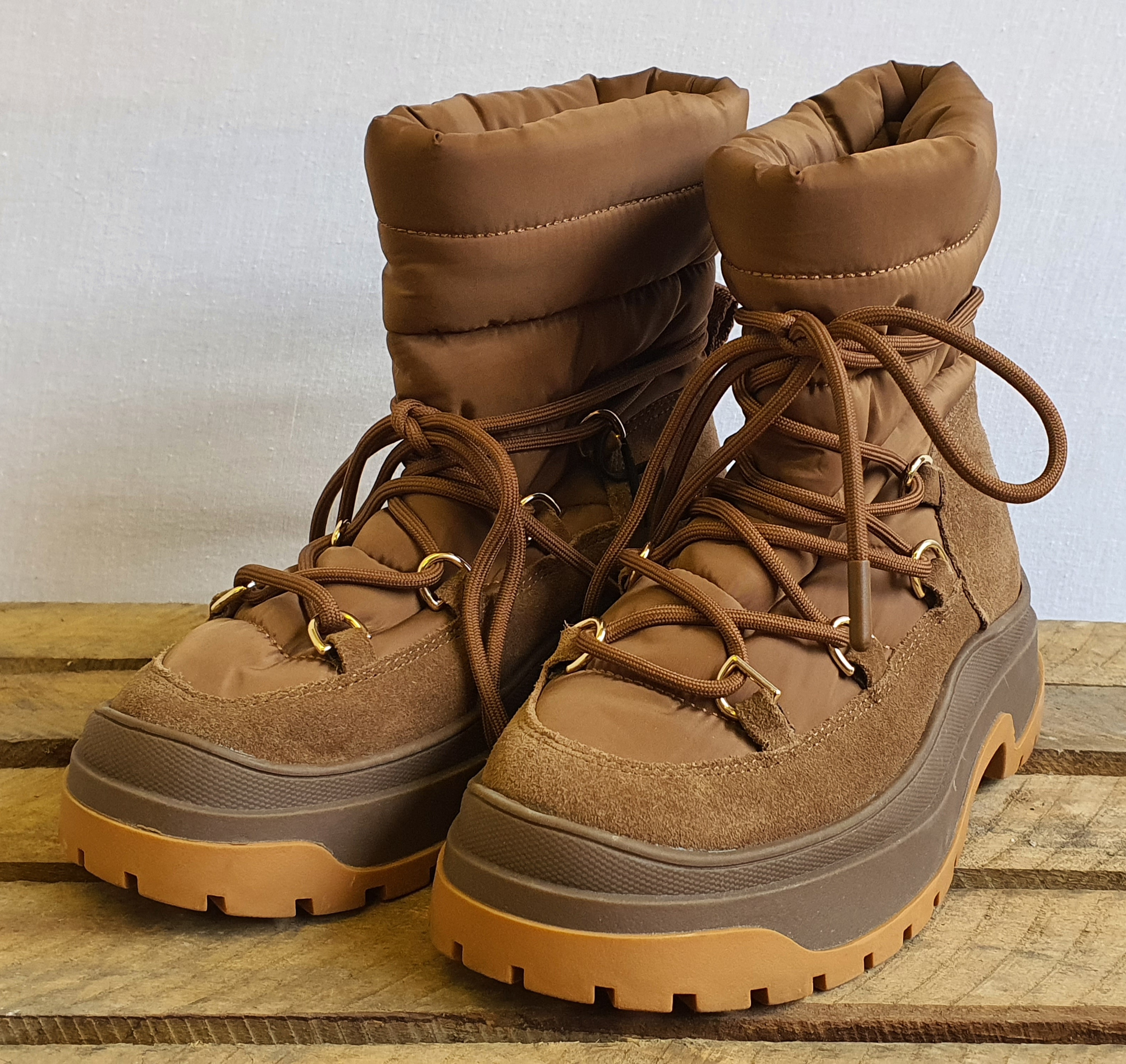 ZARA Padded Brown Puffer / Hiking Boots Size UK3 - NEW