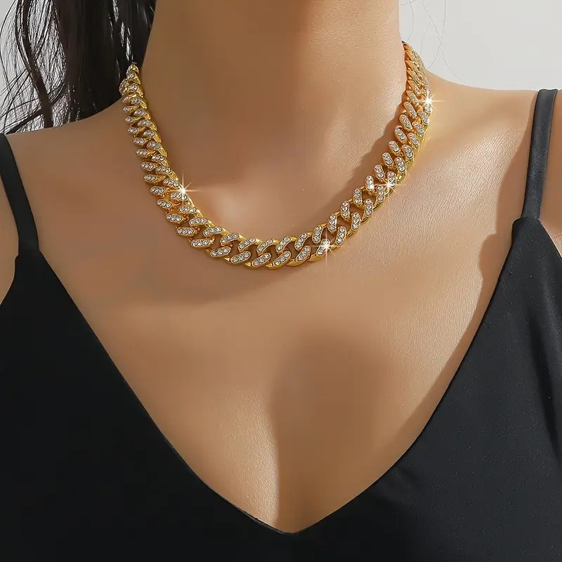 main product image on details page
