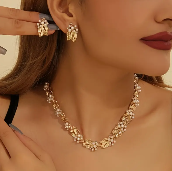 main product image on details page