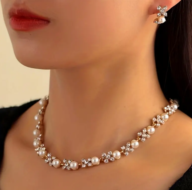 main product image on details page