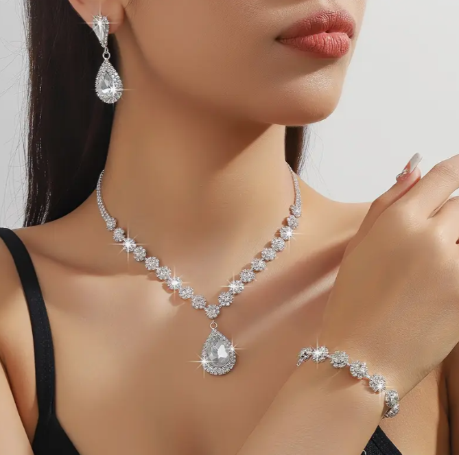 main product image on details page