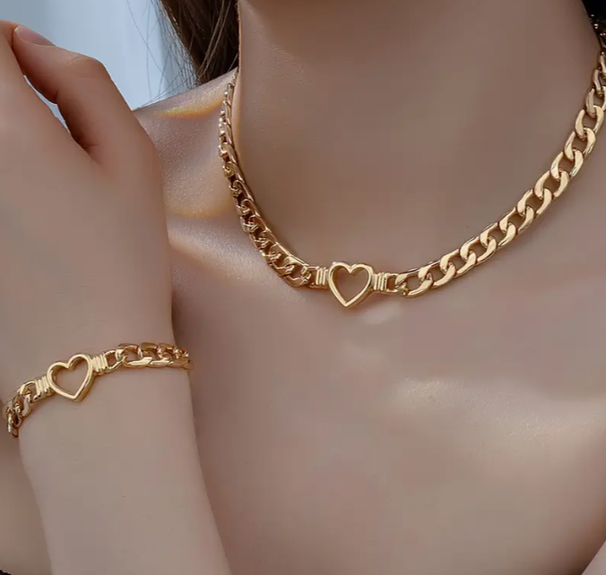main product image on details page