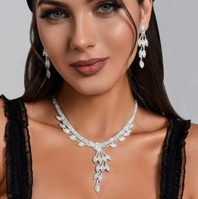 main product image on details page