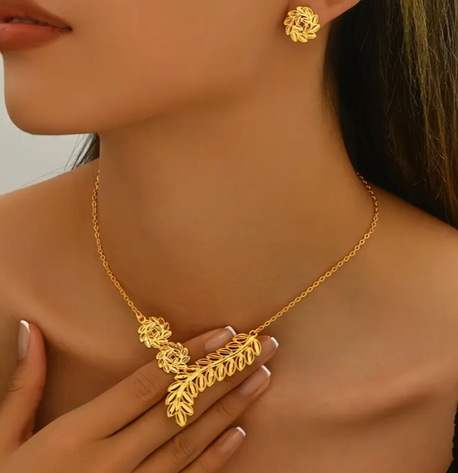 main product image on details page