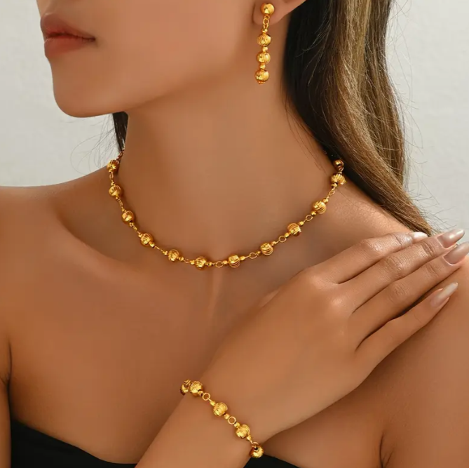 main product image on details page