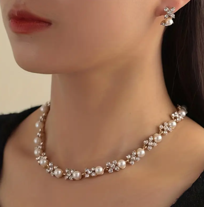 main product image on details page