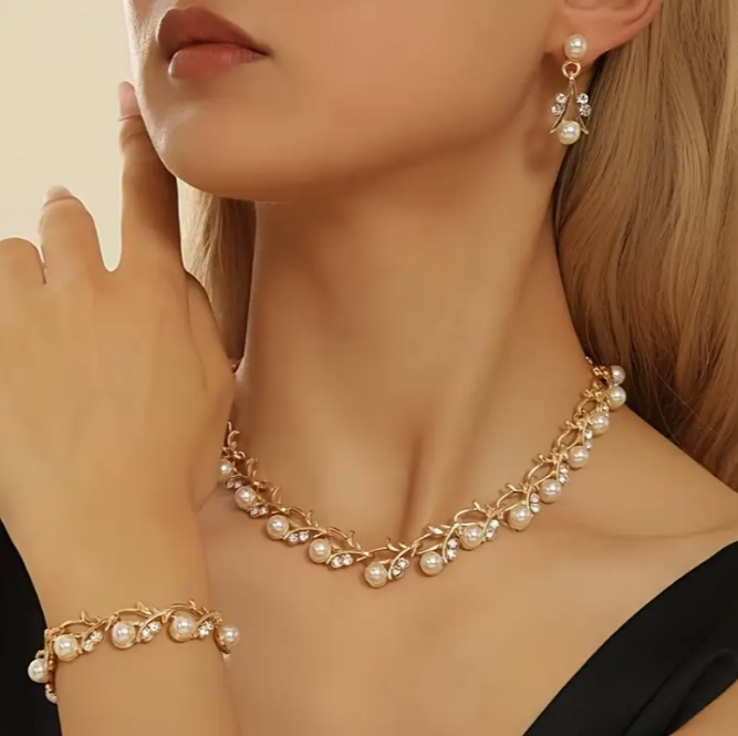 main product image on details page