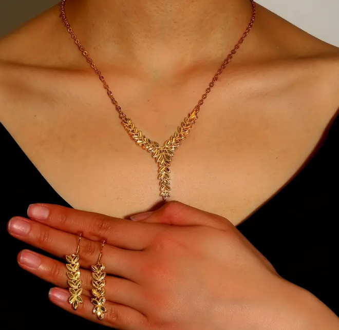 main product image on details page