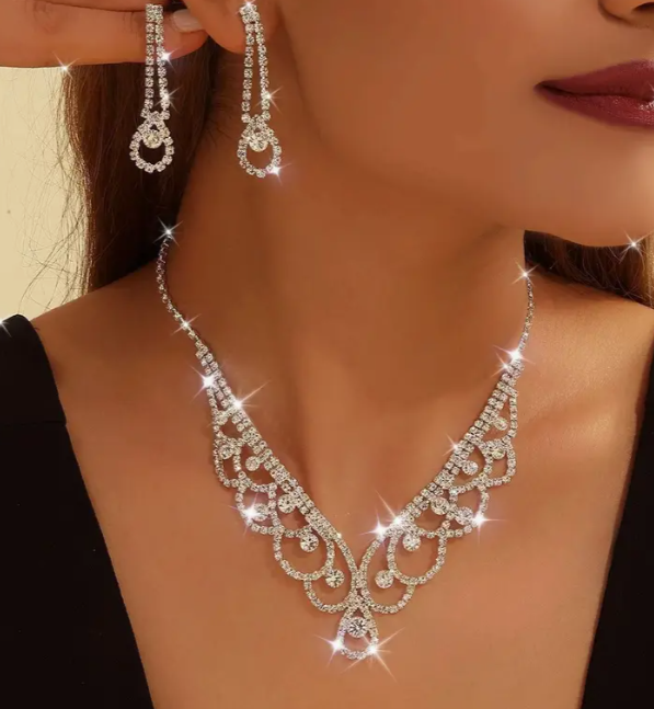 main product image on details page