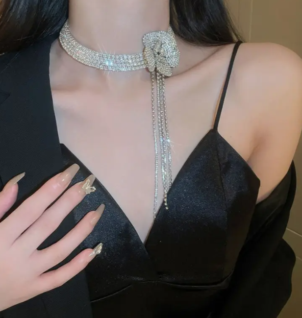 main product image on details page