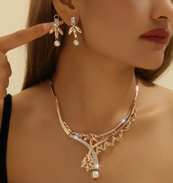 main product image on details page