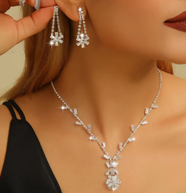 main product image on details page