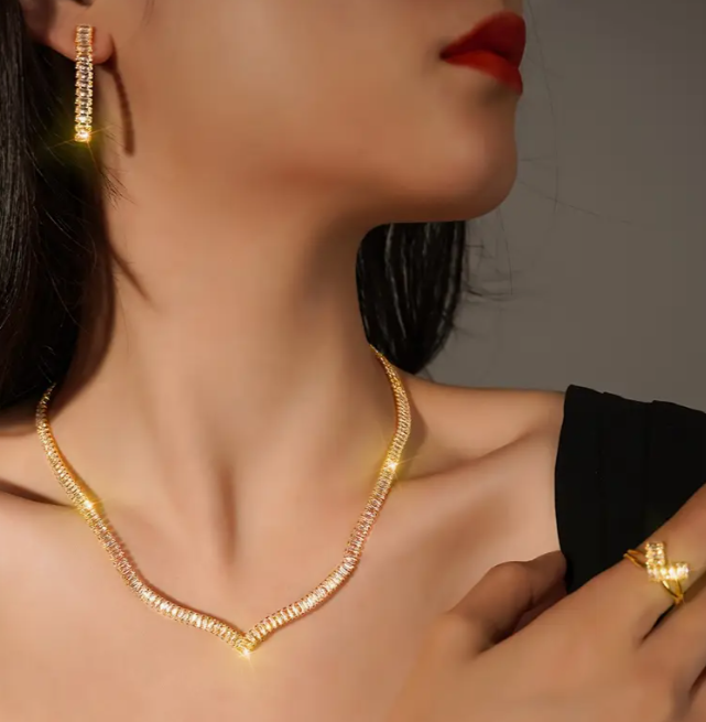 main product image on details page