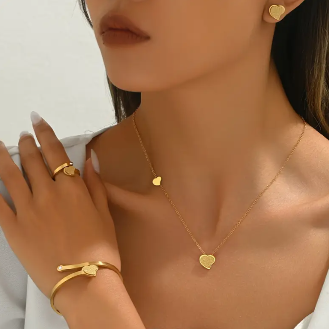 main product image on details page
