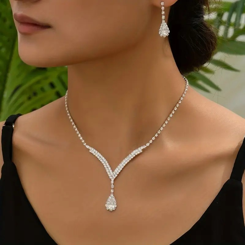 main product image on details page