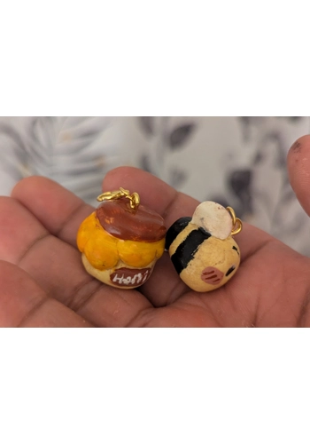 Honey Pot & Bee Charm D..