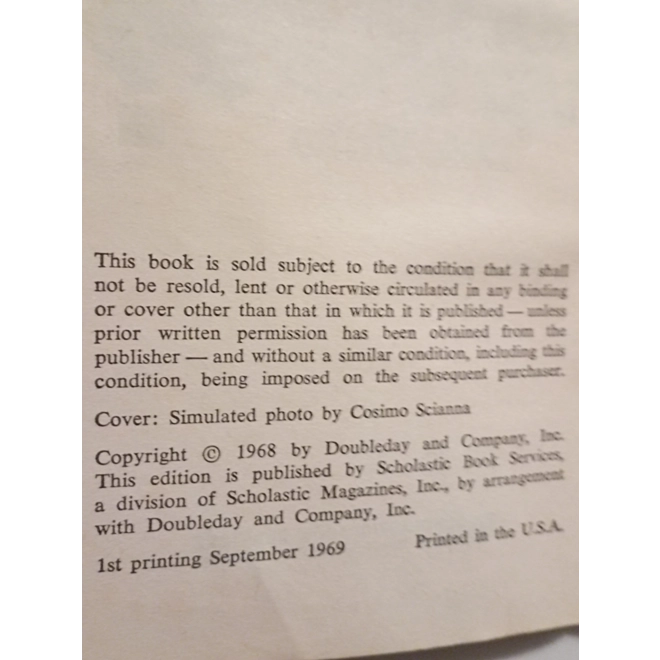 Additional Image for Is Something Up There?  The Story of Flying Saucers