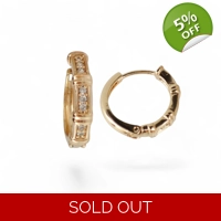 Hypoallergenic Glam: Exquisite 18..