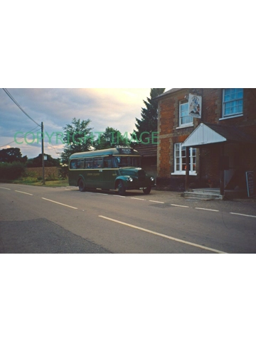 35mm bus slide London Country Guy Special / ECW MXX 317 - GS 17 (2)