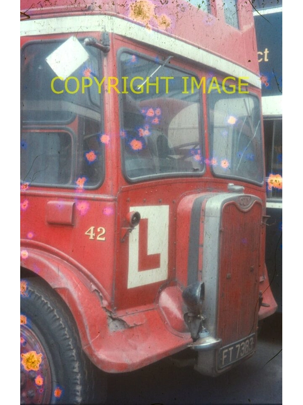 35mm slide Northern DTV Guy Arab 3 / Weyman FT7383 ~ 42 Ex Tynemouth T 183 *poor