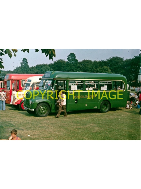 35mm slide London Transport Guy Special / ECW MXX 367 ~ GS 67