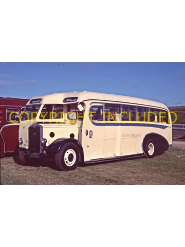 35mm slide South Yorkshire (Pontefract) Albion CX 13 / Burlingham DYG 53 ~ 51