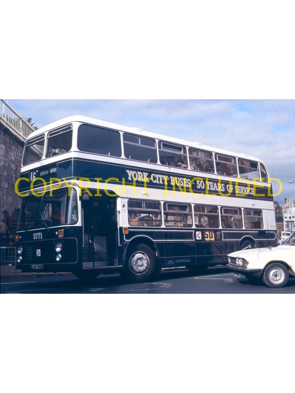 35mm slide West Yorkshire Bristol VR / ECW SUB 795 W ~ 3771a
