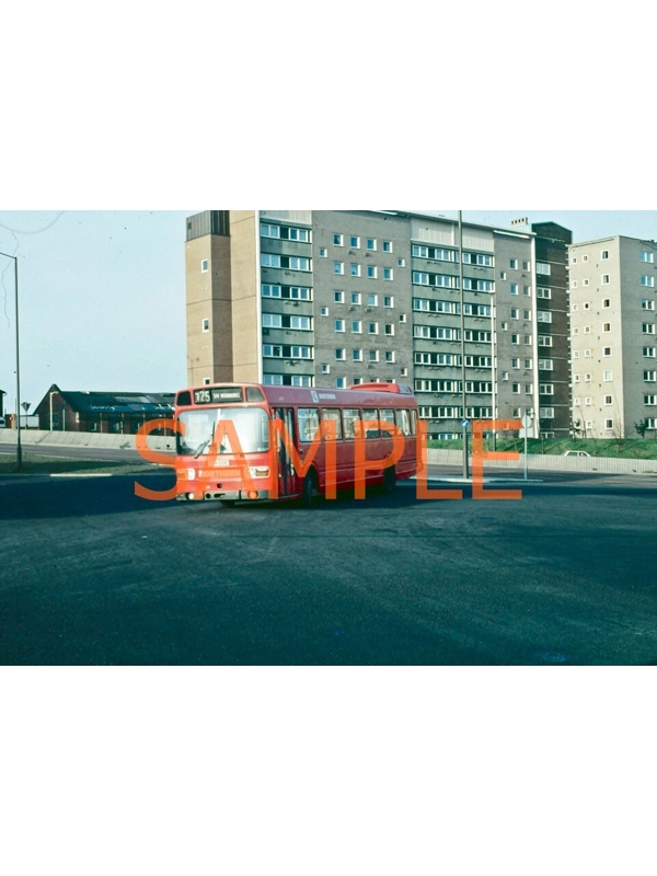 35mm slide Northern Leyland National Mk1a SGR 551 R - 4551
