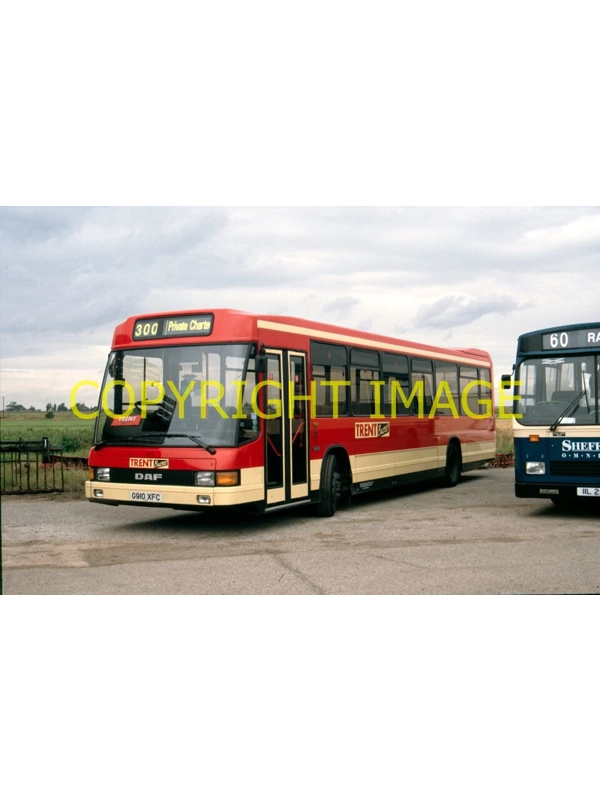 35mm slide Trent DAF / Optare Delta G 910 XFC - 300 Ex DAF demonstrator