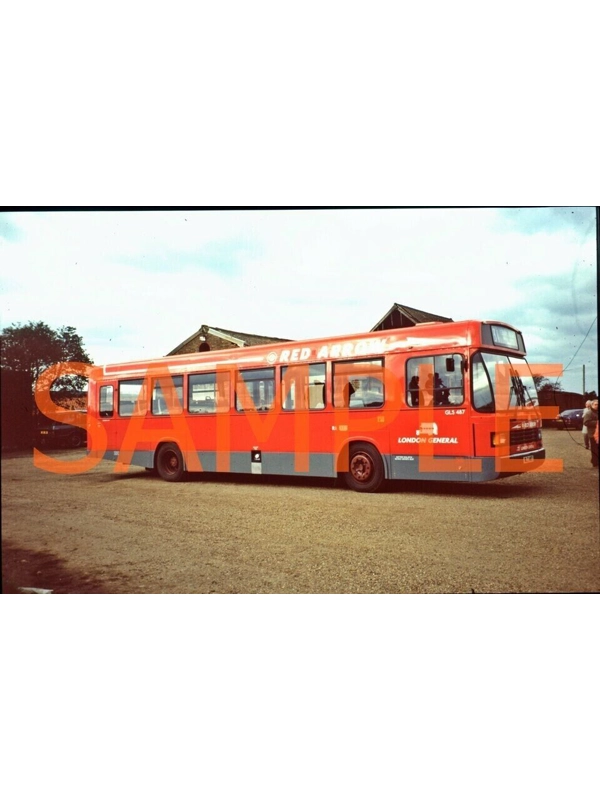 35mm slide London Transport National Greenway WLT 487 - GLS 487