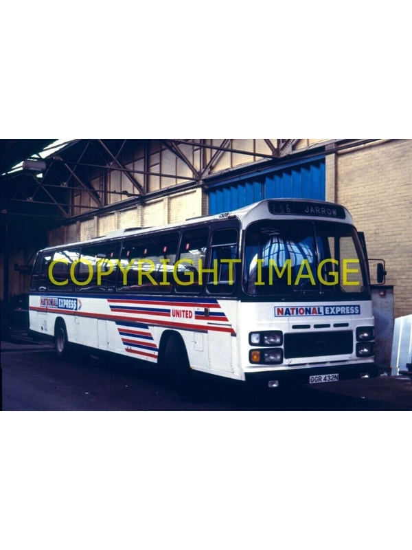 35mm slide United Bristol REMH / Plaxton GGR 432 N ~ 1328