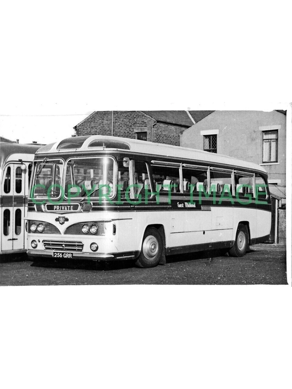 B/W Photo East Midland Leyland Leopard / Burlingham 256 GRR - C256