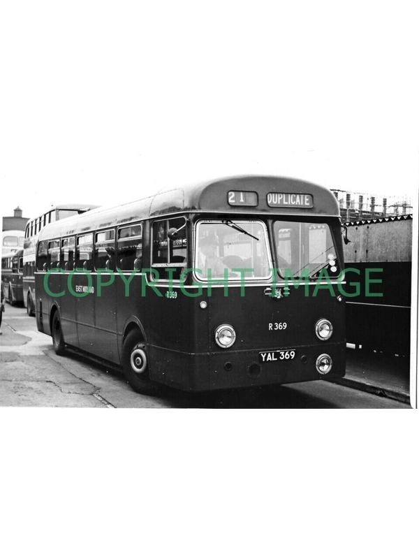 B/W Photo East Midland Leyland Tiger Cub / Met Cam YAL 369 - R 369