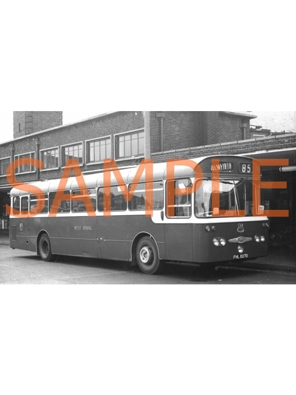 B/W Photo West Riding Daimler / Plaxton FHL 827 D - 134