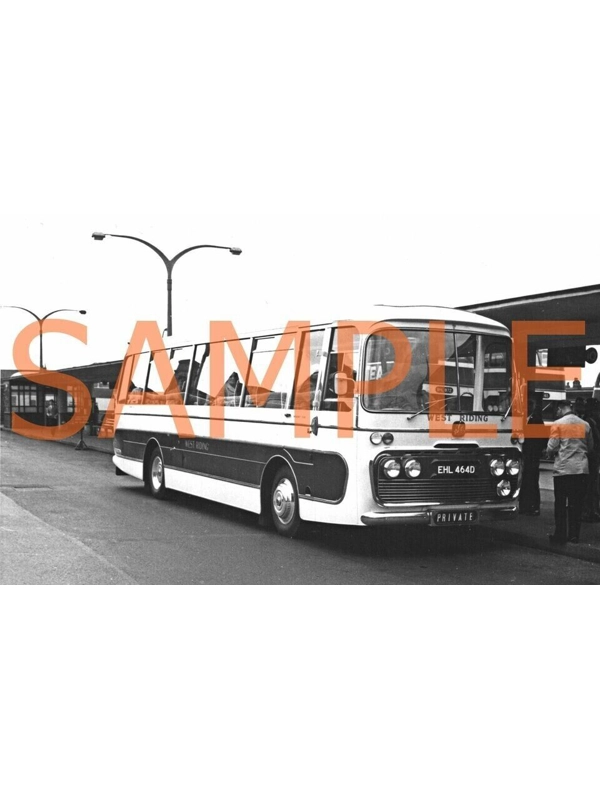 B/W Photo West Riding Bedford VAM 5 / Plaxton EHL 464 D - 7
