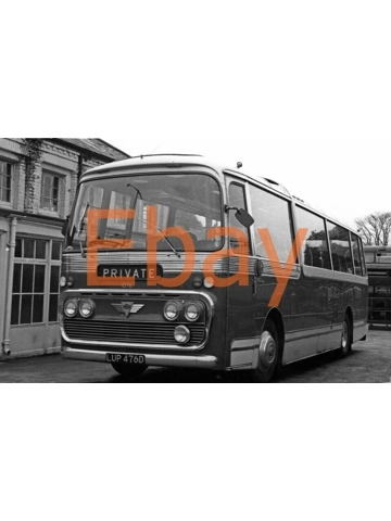 B/W bus photo - United AEC Reliance / Plaxton LUP 476 D - 1076 Ex Wilkinsons