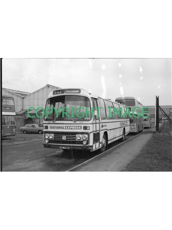 35mm B/W Negative Northern Leyland Leopard / Plaxton EGR 708 S ~ 7008 @ Jarrow