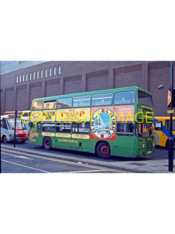 35mm slide Northumbria Olympian / ECW C 261 LRG ~ 433 Ex United 261