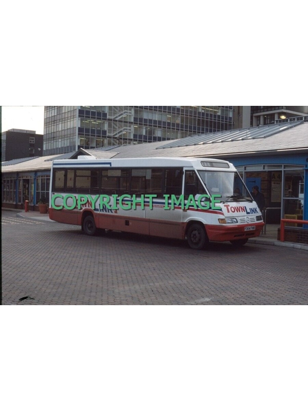 35mm Slide Yorkshire Traction Mercedes 811 / Optare Star Rider F 304 FWB ~ 304