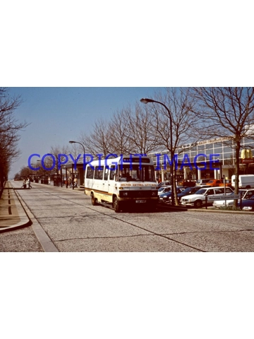 35mm slide Milton Keynes Citybus Mercedes 608 / Robin Hood D 111 VRP - 111