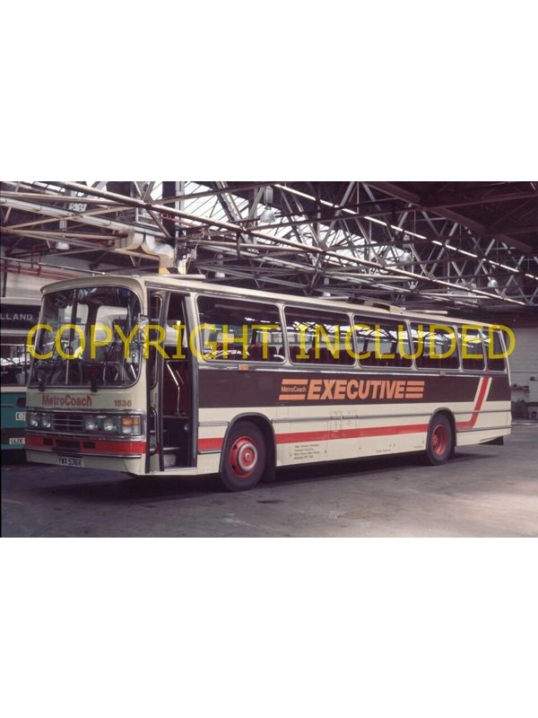 35mm slide West Yorkshire PTE Leopard / Duple YWX 536 X ~ 1536