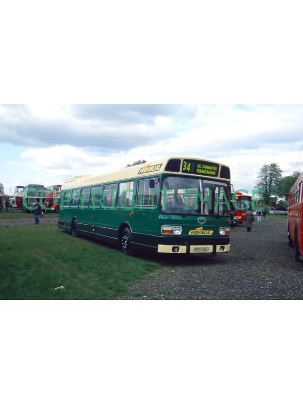 35mm slide Provincial Leyland National Mk1 NPD132L - 53 Ex London Country LNC 32