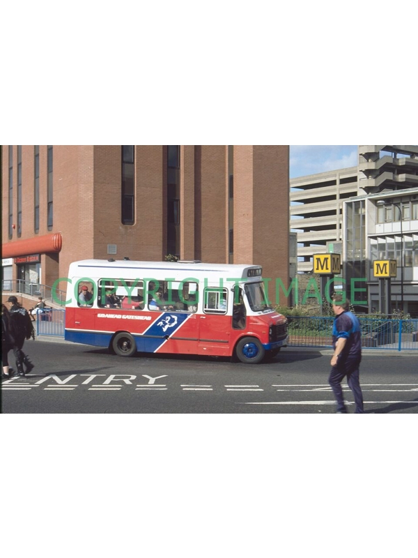 35mm slide Go Ahead Northern Renault S56 / Alexander D 257 YBB - 257 @ Gateshead