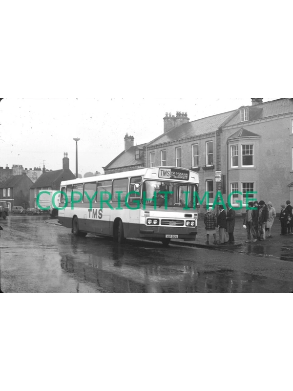 35mm B/W slide Trimdon Motor Services Leyland Leopard / Duple VUP 813 V