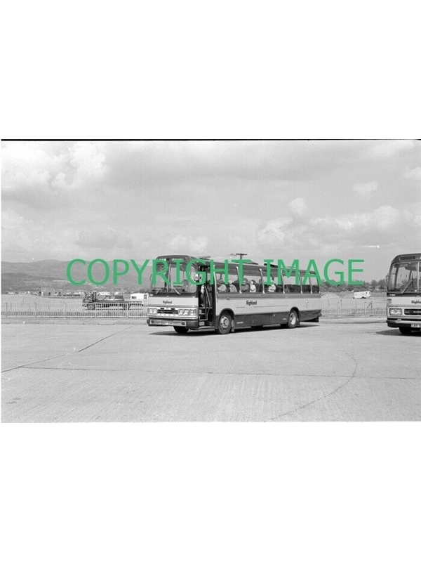 35mm B/W Neg Highland Ford R1114 / Duple MST 130 R ~ T 130
