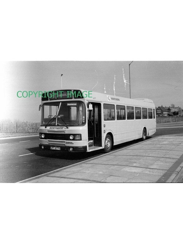 35mm B/W Negative Northern National 2 UPT 677 V ~ 4677 @ Heworth Metro