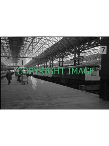 35 mm B/W Negative Class 85 - 85 013 @ Manchester Piccadilly 1982 **See image**
