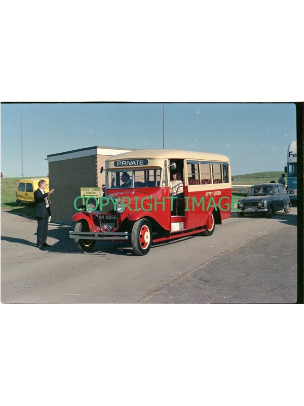 35mm Colour Neg Gypsy Queen Bedford WLB Ex Demonstrator MV 8996