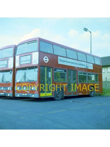 120 Colour Neg London Transport Leyland Titan / Park Royal CUL 158 V - T 158